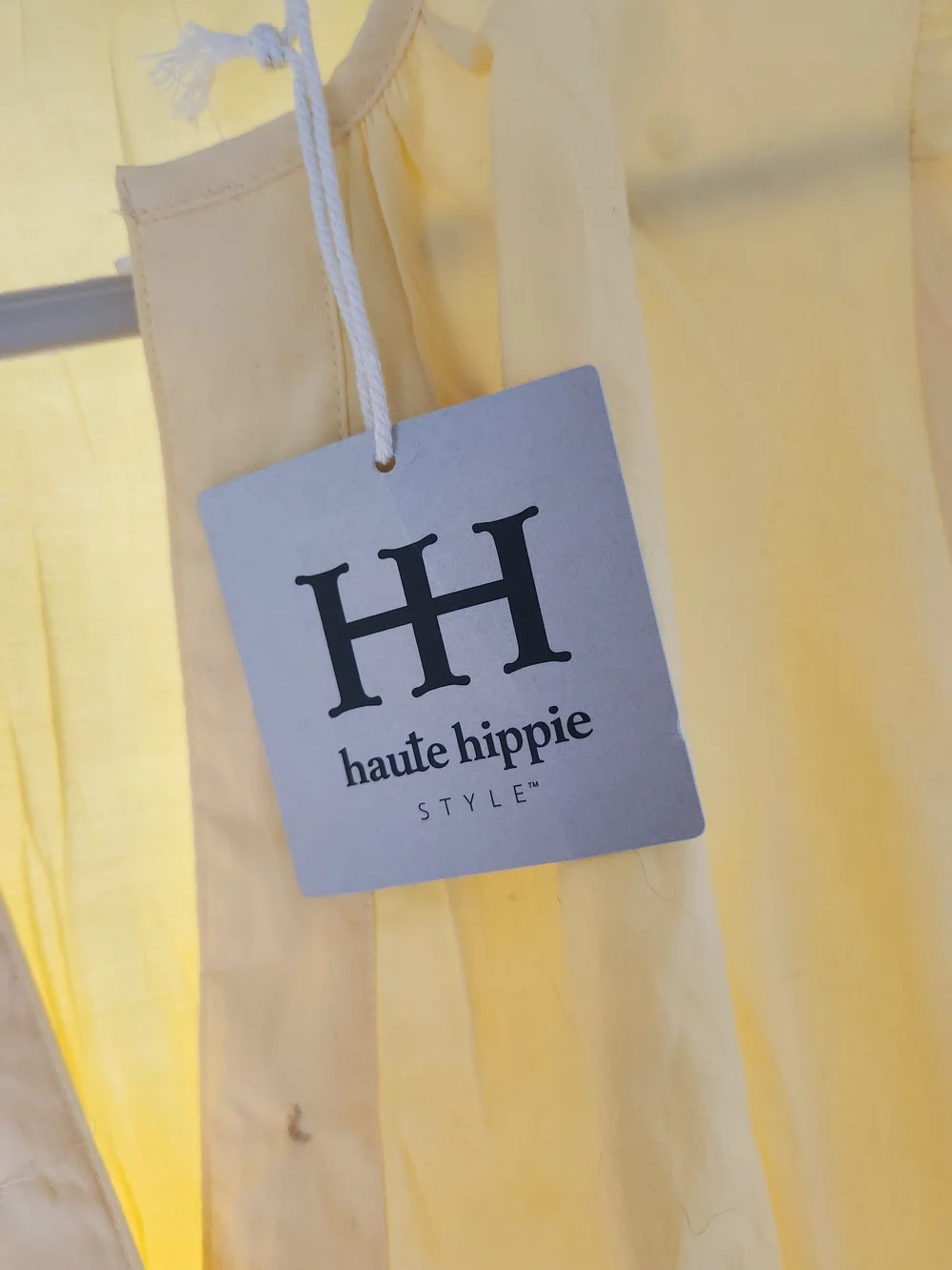 Haute Hippie Yellow Tiered Midi Dress with Scalloped Hem - Picture 4 of 4